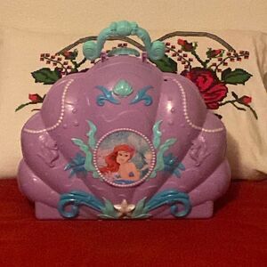 Disney Princess The Little Mermaid Ariel Tabletop Vanity Music Lights Table Top